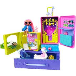 Barbie HDY91 Extra Travel Set with 2 Exclusive Puppies and Doll Figurines, Swimming Pool, Slide, Party Room and Accessories, Children's Toy, from 3 Years Old,