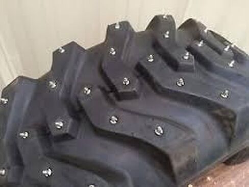 منتجات INS من carbide Gripmasters Track & Tire مسامير الجر لجميع التضاريس - مسامير الجر اللولبية مقاس 1 بوصة + أداة التثبيت، لعربات التزلج، والرافعات، والممهدات، والجرافات الخلفية in Kuwait