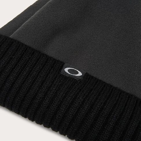 Oakley Men's Ellipse Crown Beanie in Saudi Arabia