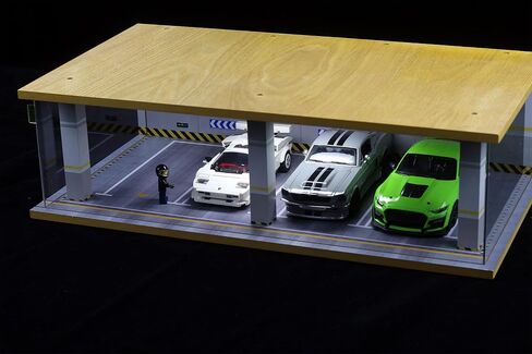1/24 Scale Die-cast Car Garage Display Case with Clear Acrylic Cover and LED Lighting for 4 Parking Space (1:24-4 Parking 2A) in Saudi Arabia
