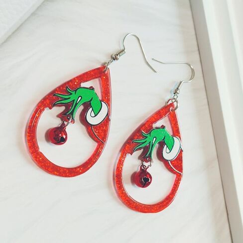 The skull of love Ghost Acrylic Earrings Halloween Stud Dangle Earrings,Horror Movie Earrings, Characters & Text Dangle Earrings Halloween Earrings in Saudi Arabia