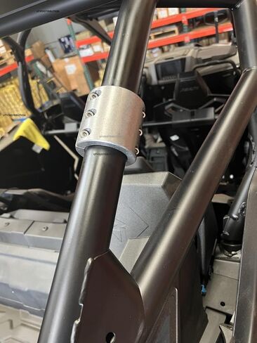 مسمار توزيع UTV على مشبك أنبوب فولاذي ملحوم 1-3/4 بوصة 4 عبوات تتضمن الأجهزة in Kuwait