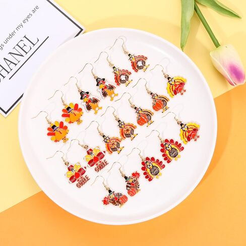 NVENF 9 Pairs Thanksgiving Fall Earrings Harvest Pumpkin Maple Leaf Stud Earrings for Women Cute Squirrel Turkey Dangle Earrings Thanksgiving Autumn Party Jewelry Gifts in Kuwait