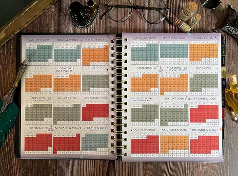 مجلة Conquest Journal Harry Potter Magical Moments 2025 مخطط أسبوعي مؤرخ، تنسيق عمودي، غطاء ملفوف للوحة الكتاب، ملزمة حلزونية، 4 أوراق ملصقات، جيب، حزام إغلاق مرن، إشارة مرجعية، 7.25 بوصة × 9 بوصة، بضائع عالم السحرة المرخصة رسميًا in Kuwait