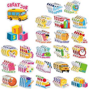 Jetec 300 Pcs Large Scratch and Sniff Stickers for Kids Smelly Stickers Scented Stickers Teacher Reward Student Incentive Motivational Classroom Chart First Day Back to School Gift(Fruit, Cupcake)