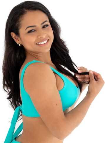Sporty Scoop Neck Bikini Top, Knot or Twist Front Tie-Back Women's Bikini Top, Black Bathing Suit Tops for Women in Saudi Arabia