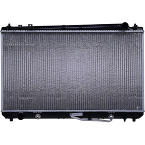 Radiator | Compatible with Toyota Avalon 2000-2004 3.0L V6 | Compatible with TO3010101 164000A170 040876424340