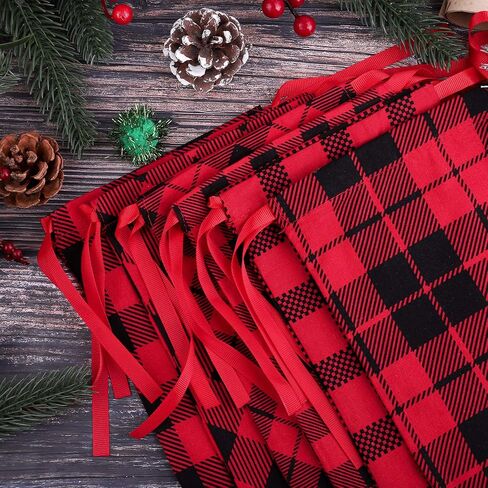 Aneco 12 قطعة صغيرة من القطن لعيد الميلاد منقوشة باللون الأحمر والأسود حقيبة برباط منقوشة مقاس 7.8 × 5.9 بوصة لتخزين كيس تخزين عيد الميلاد وحقيبة حلوى وحقائب هدايا للحفلات مع 20 بطاقة عيد الميلاد in Kuwait