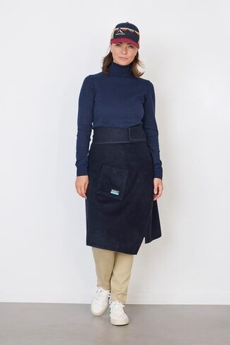 ‘The Wearable Blanket’, The Navy Cashmere, Admiral in Saudi Arabia