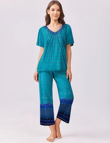Ekouaer Women's Capri Pajama Set Short Sleeve Top and Pants 2 Piece Sleepwear Floral Print Ladies Pjs Sets in Saudi Arabia