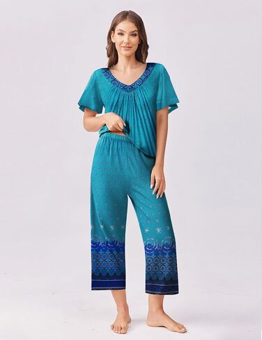 Ekouaer Women's Capri Pajama Set Short Sleeve Top and Pants 2 Piece Sleepwear Floral Print Ladies Pjs Sets in Saudi Arabia
