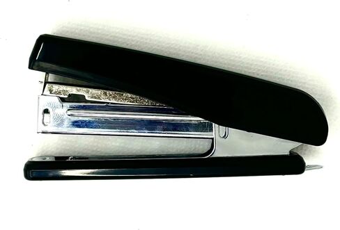 Heavy-Duty Office Stapler, 30 Sheet Capacity, Jam-Free, Metal Construction (Black) in Saudi Arabia