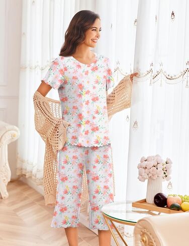 Ekouaer Women's Pajamas Set Short Sleeve Sleepwear 2 Piece Round Neck Top Capri Pants Lounge Wear with Pockets in Saudi Arabia