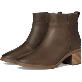 حذاء الكاحل Lileigh Charm للسيدات من Clarks