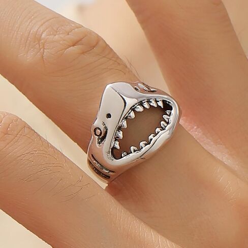 Yumikoo Shark Head Ring for Men in Kuwait