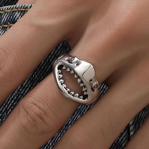 Yumikoo Shark Head Ring for Men in Kuwait