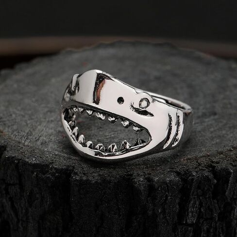 Yumikoo Shark Head Ring for Men in Kuwait