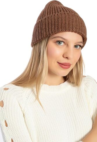 Seamless Beanie Cap, Acrylic Unisex Winter Beanie in Kuwait
