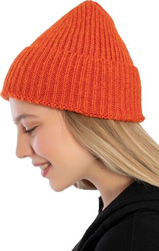 Seamless Beanie Cap, Acrylic Unisex Winter Beanie in Kuwait