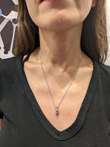 قلادة صغيرة من الفولاذ المقاوم للصدأ معلقة على شكل قطة كيتي قلادة فضية اللون in Kuwait