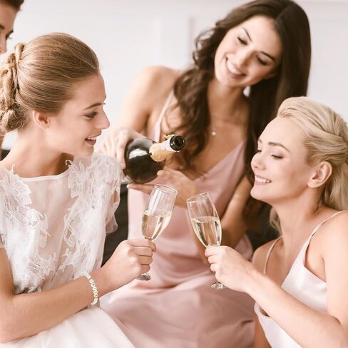 سوار العروس هدايا العزوبية للعروس، أساور العروس مطرزة باللؤلؤ لحفلات العزوبية، العروس لتكون هدية، هدية وصيفة العروس، هدية لحفلات الزفاف، إكسسوار الزفاف in Kuwait