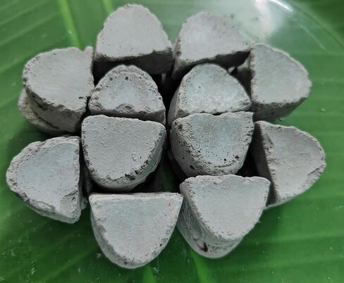 Earthy Elephant Clay 200 GMS (7.05 oz) in Saudi Arabia