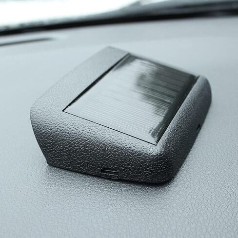 ساعة LCD للسيارة تعمل بالطاقة الشمسية، ساعة سيارة مضيئة، عرض درجة الحرارة على مدار الساعة (أخضر) in Kuwait