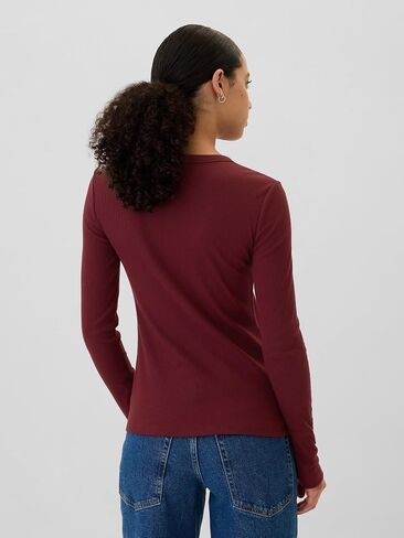 GAP Women's Long Sleeve Essential Ribbed Top in Saudi Arabia