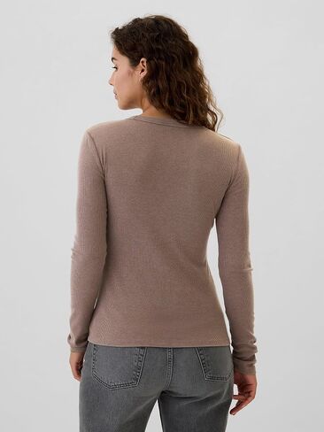 GAP Women's Long Sleeve Essential Ribbed Top in Saudi Arabia