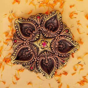 Clay Diya Thali for Diwali Decorations for Home | Diyas for Deepawali Return Gifts | Clay Trays for Pooja | Handmade Terracotta Earthern Vilakku Mitti Oil Plate with Cotton Wicks