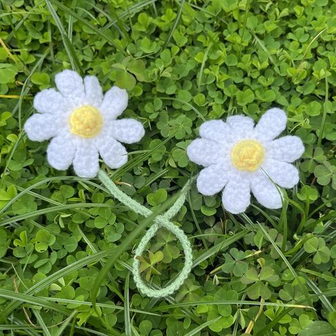 Crochet Daisy Car Accessories for Women Girls, Handmade Crochet Daisy Flower Cute Rear View Mirror Hanging Charms Accessories Aesthetic Car Mirror Decor (White) in Kuwait