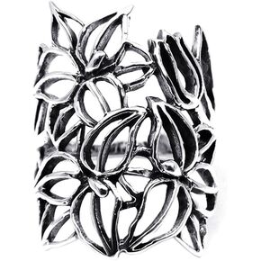 AeraVida See Through Wild Flower .925 Sterling Silver Ring | Delicate Wedding Rings For Women | Vintage Comfort Fit Silver Rings for Women | Promise Ring | Sterling Silver Rings Sizes 5-10