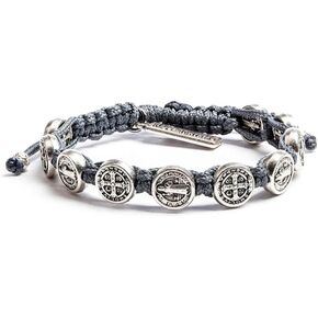 سوار نعمة البينديكتين المنسوج يدويًا من My Saint My Hero، قابل للتعديل (ميداليات مطلية بالفضة على اللون الرمادي) in Kuwait