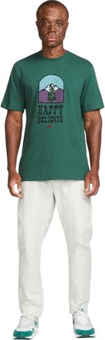Nike Men's Sportswear Collectible Holiday T-Shirt, Green, XL Regular US in Saudi Arabia