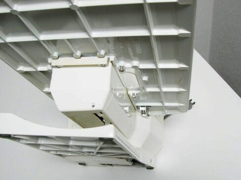 [Sewing-JP] Old BERNINA Table "Claw Hook" Pair Clip Suitable Repair Parts /1000 Series Sewing Machine in Saudi Arabia