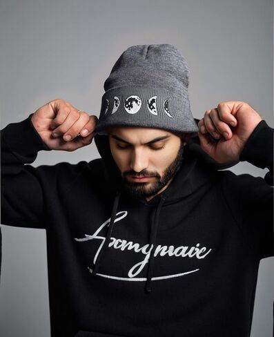 Gothic Moon Phase Skull Beanie Hats for Men Women, Halloween Knit Winter Hat for Birthday in Kuwait