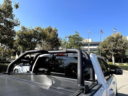 شريط رياضي أسود بدون حفر متوافق مع دودج رام 1500 وفورد F-150 وتويوتا تندرا in Kuwait