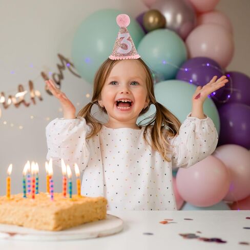 قبعة مخروطية لعيد الميلاد الثالث، قبعة عيد ميلاد بيضاء لامعة مع قبعة قوس قزح لعيد الميلاد باللون الوردي لحفلة عيد الميلاد، قبعة دعائم صور عيد ميلاد لامعة للأولاد والبنات، قبعة قوس قزح الباستيل in Kuwait