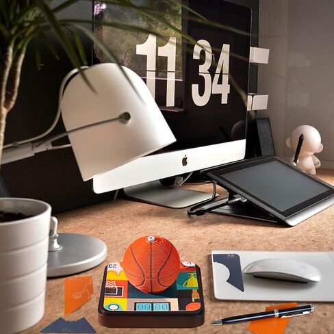 تقويم فني ثلاثي الأبعاد 2025 - لوحة مذكرة قابلة للتمزيق ومنحوتة ورقية، زخرفة مكتبية لمحبي كرة السلة/كرة القدم والزملاء والأصدقاء - هدايا إبداعية فريدة (كرة السلة) in Kuwait