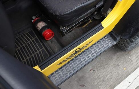 YOCTM ABS TJ Door Sill Protectors Guards Plate Entry Guard Kit for 97-06 Jeep Wrangler TJ Interior Accessories Full Protection Door Sill Guards Kit Protector Replacement, 2pcs/Set in Kuwait