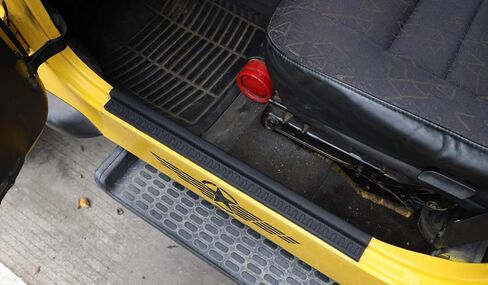 YOCTM ABS TJ Door Sill Protectors Guards Plate Entry Guard Kit for 97-06 Jeep Wrangler TJ Interior Accessories Full Protection Door Sill Guards Kit Protector Replacement, 2pcs/Set in Kuwait