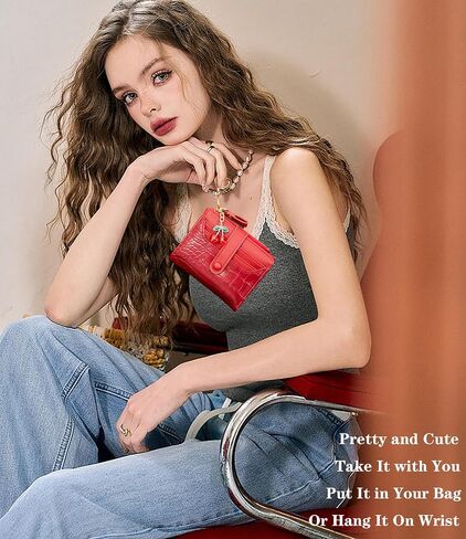 Wallet Keychain Wristlet for Women Card Holder with Bracelet and Cute Key Chains Accessories Girl Small Wallets in Saudi Arabia