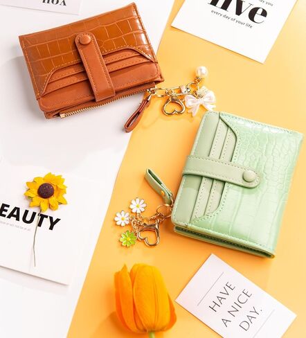 Wallet Keychain Wristlet for Women Card Holder with Bracelet and Cute Key Chains Accessories Girl Small Wallets in Saudi Arabia