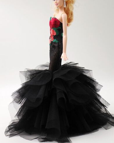 [فستان مصنوع يدويًا مناسب للدمية مصنوع يدويًا ومطرز بالزهور الكلاسيكية وفستان حورية البحر الأسود/فستان الأميرة مناسب لدمية مقاس 12 بوصة (الدمى غير متضمنة) in Kuwait