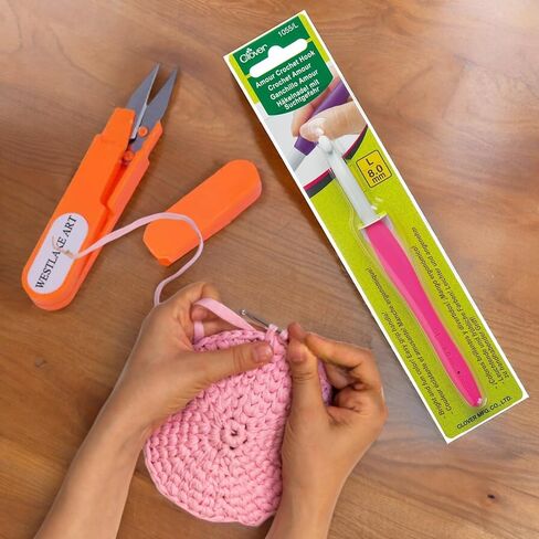 Clover Amour Crochet Hooks for Thread Size L/8.0Mm Ergonomic Handle for Comfortable Crafting, Bundle with Embroidery Scissors, Polished Aluminum, Versatile for Yarn Projects, [Pack of 3] in Saudi Arabia