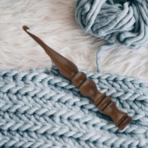Wooden Crochet Hook Ergonomic Handmade for Arthritic Hands Crochet Hook Sustainable, Lightweight & Easy Grip Crochet Tools Sheesham Wood Antique Brown (Size 4.50 MM) in Kuwait