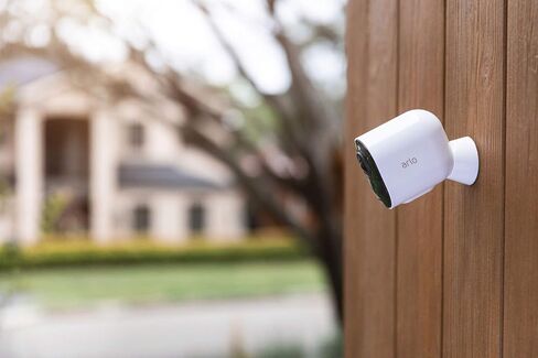 Arlo Ultra Security Camera 4K HDR (2nd Gen, 2020 Release) + SmartHub, Battery Power, Emergency Response, AI Event Captions, 1-Month Trial of Secure Plan, 180° Field of View, 2 Cam, Black in Saudi Arabia