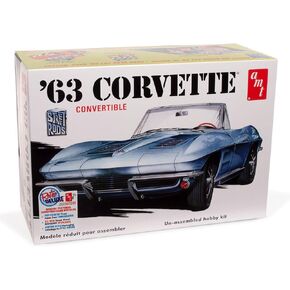 AMT 1963 Chevy Corvette Convertible 1:25 Scale Model Kit