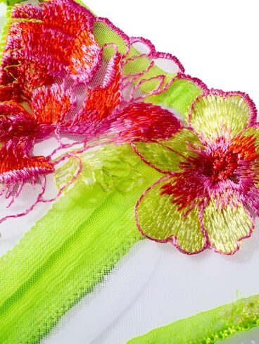 Lilosy Sexy Leaf Floral Embroidered Mesh Sheer Women Underwire Push Up Lingerie Set in Saudi Arabia