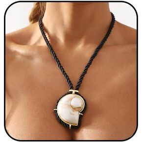 Tgirls Boho Gold Necklace for Women Big Starfish Pendant Necklaces Sun Choker Necklace Chunky Conch Shell Beach Necklace Statement Summer Jewelry